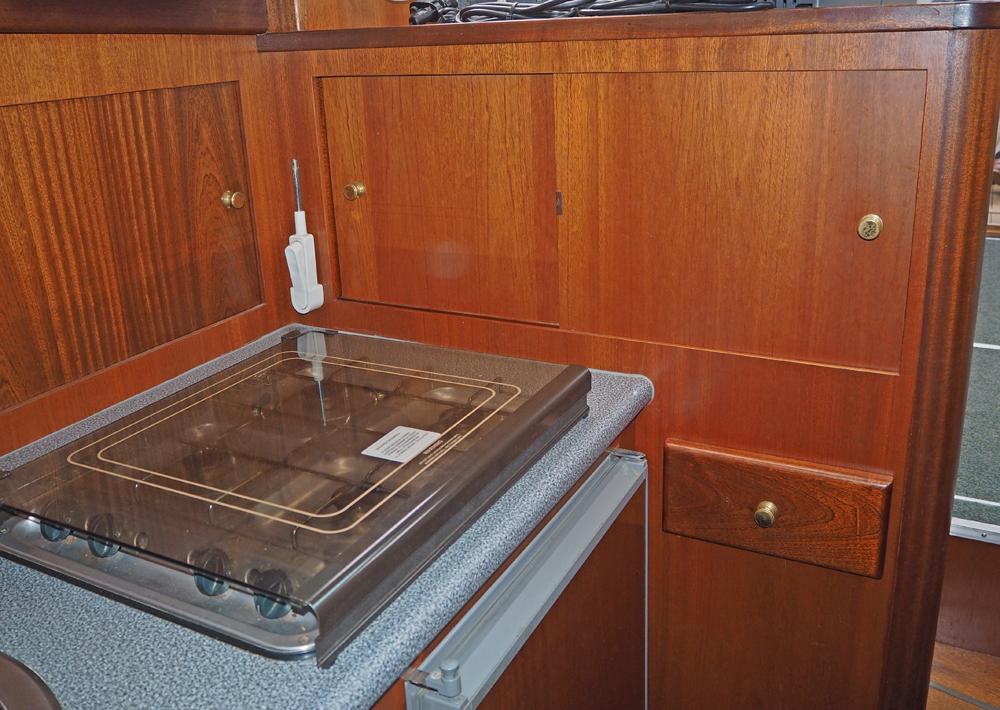 Fore ship, Accommodation